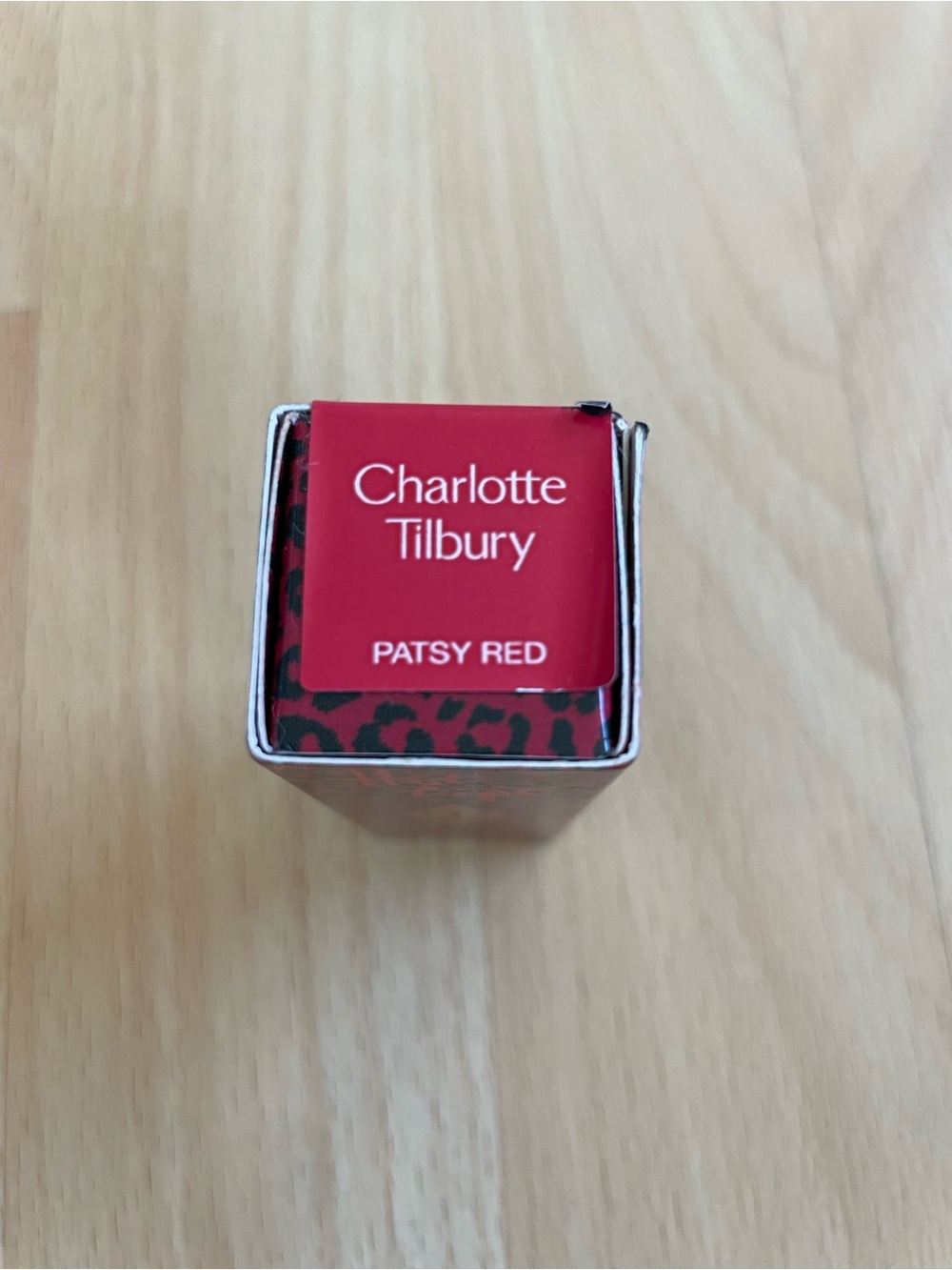 Charlotte Tilbury Hot Lips 2 Lipstick Matte Revolution PATSY RED, SEALED NIB NEW - Picture 6 of 10